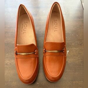 SOUL Naturalizer Cognac Wedge Loafers NWOT 8